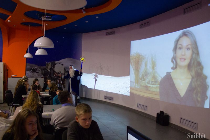 Фото к Наука, путешествия и волшебство: в ИЦАЭ Владимира прошла рождественская ёлка