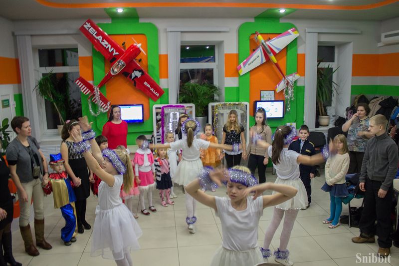 Фото к Наука, путешествия и волшебство: в ИЦАЭ Владимира прошла рождественская ёлка