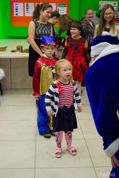 Фото к Наука, путешествия и волшебство: в ИЦАЭ Владимира прошла рождественская ёлка