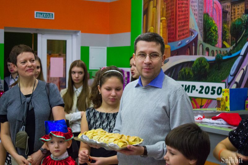 Фото к Наука, путешествия и волшебство: в ИЦАЭ Владимира прошла рождественская ёлка