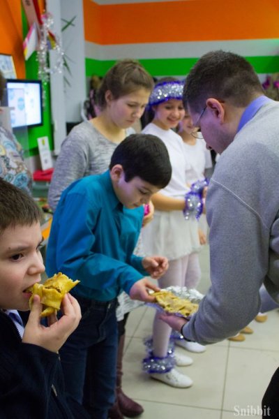 Фото к Наука, путешествия и волшебство: в ИЦАЭ Владимира прошла рождественская ёлка