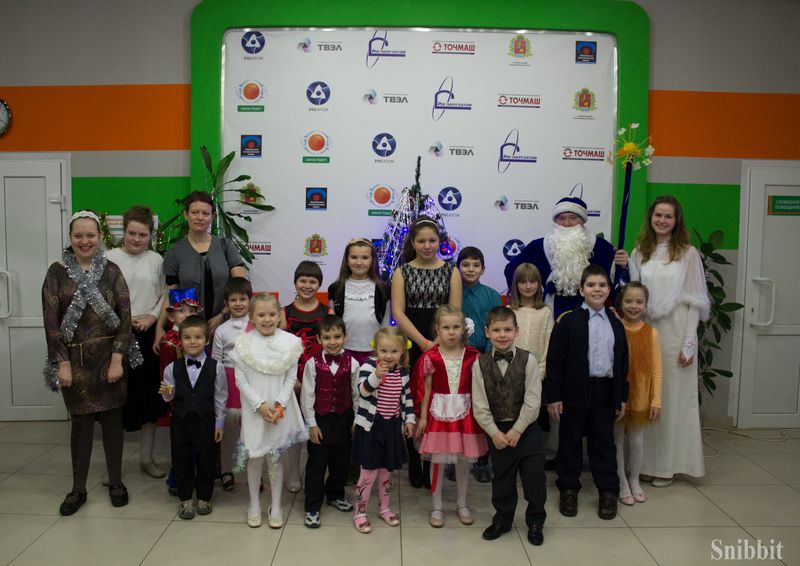 Фото к Наука, путешествия и волшебство: в ИЦАЭ Владимира прошла рождественская ёлка