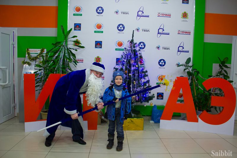 Фото к Наука, путешествия и волшебство: в ИЦАЭ Владимира прошла рождественская ёлка