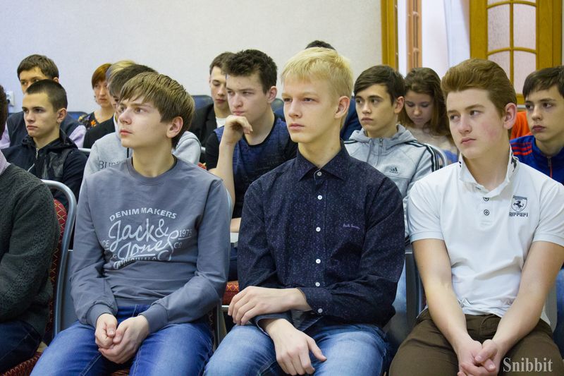 Фото к Во Владимирской областной научной библиотеке открылась выставка «Цепная реакция успеха»