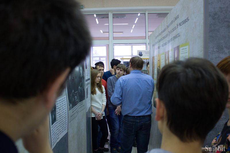 Фото к Во Владимирской областной научной библиотеке открылась выставка «Цепная реакция успеха»