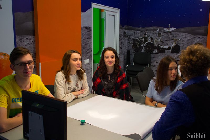 Фото к Левитация, телепортация и генная инженерия: в ИЦАЭ Владимира открылось «World café»