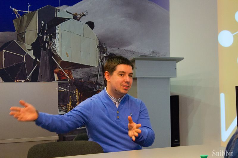 Фото к Владимирские студенты обсудили фильм «В бесконечность» с экспертом из Санкт-Петербурга