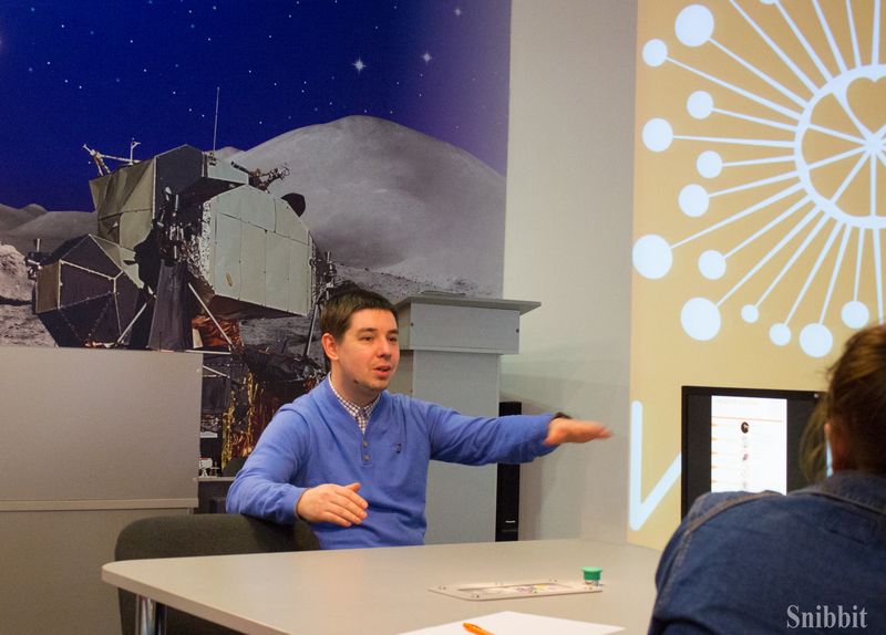 Фото к Владимирские студенты обсудили фильм «В бесконечность» с экспертом из Санкт-Петербурга