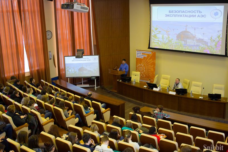 Фото к Владимирцы изучили безопасность современных АЭС и познакомились с радиационной мифологией