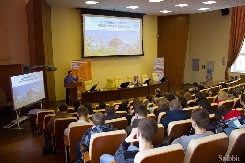 Фото к Владимирцы изучили безопасность современных АЭС и познакомились с радиационной мифологией