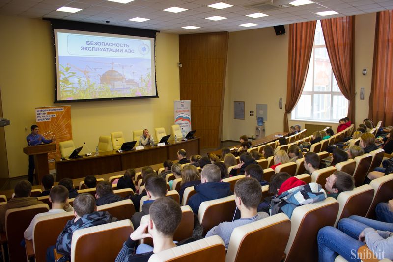 Фото к Владимирцы изучили безопасность современных АЭС и познакомились с радиационной мифологией