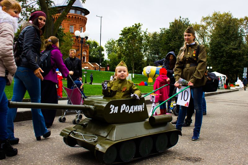 Фото к ИЦАЭ Владимира на Дне города: создаем оранжевое настроение!