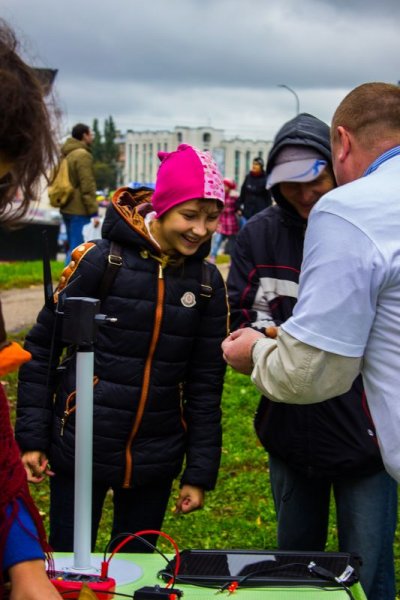 Фото к ИЦАЭ Владимира на Дне города: создаем оранжевое настроение!